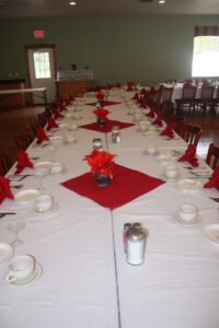 We will arrange our tables any way you desire!